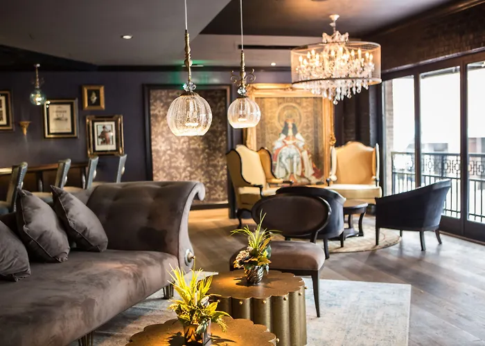 The Ivey'S Hotel